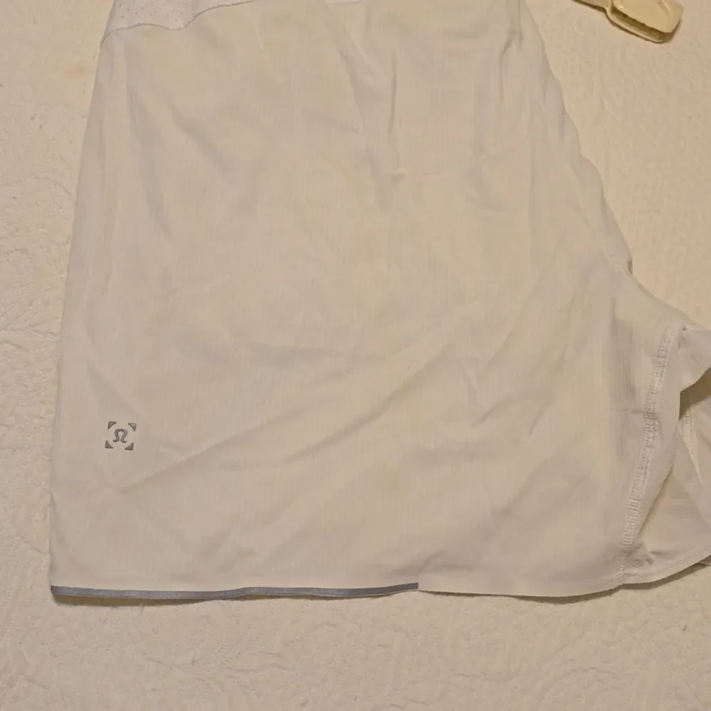 Lululemon LGBTQ rainbow‎ shorts size large